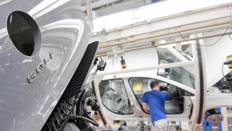 Produktion des Golf 8: Die weiter andauernden Probleme beim neuen Golf führen zu heftigem Unmut im VW-Betriebsrat und in Teilen der Belegschaft. Produktion des Golf 8: Die weiter andauernden Probleme beim neuen Golf führen zu heftigem Unmut im VW-Betriebsrat und in Teilen der Belegschaft.