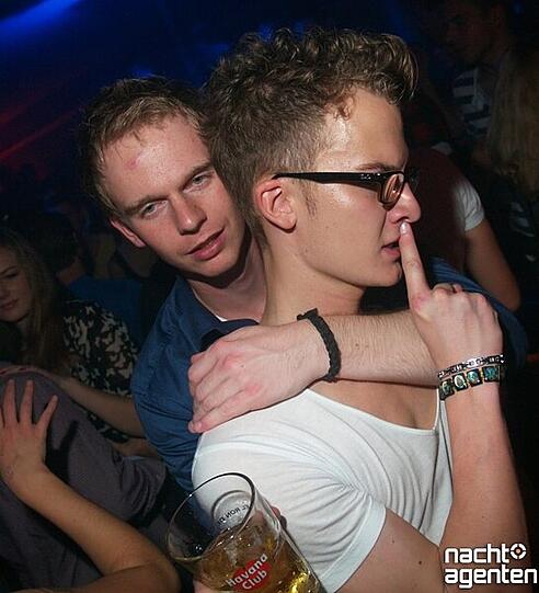 "Big Bill Bar" im Ruby (Freitag 11.11.2011). Mehr Fotos von dieser Party sehen Sie unter: