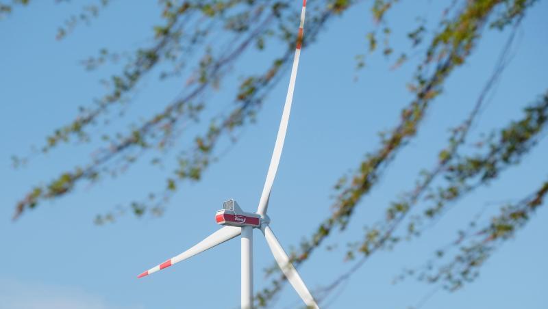 Konkret rechnet Aiwanger mit rund 300 geeigneten Standorten für Windkraft in Bayern.