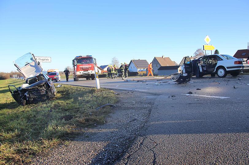 Die Feuerwehren aus Teising, Tüßling und Altötting waren im Einsatz.