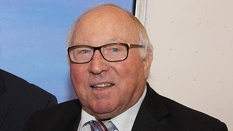 "Uns Uwe" ist einer der legendärsten deutschen Fußballspieler.