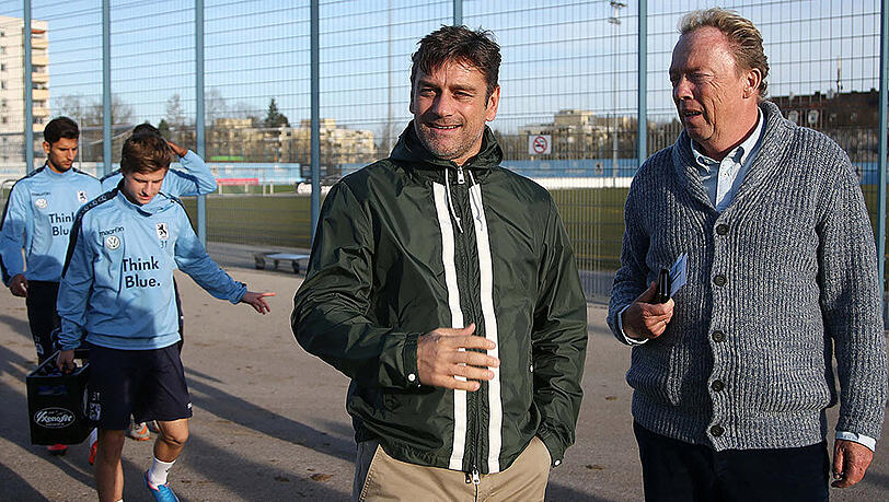 Sind in der Trainerfrage nicht nur fündig, sondern auch einig geworden: Sportchef Oliver Kreuzer (l.) und Präsident Peter Cassalette. Sind in der Trainerfrage nicht nur fündig, sondern auch einig geworden: Sportchef Oliver Kreuzer (l.) und Präsident Peter Cassalette.