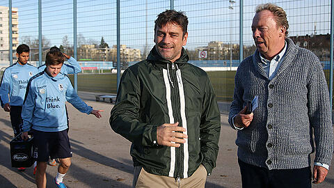 Sind in der Trainerfrage nicht nur fündig, sondern auch einig geworden: Sportchef Oliver Kreuzer (l.) und Präsident Peter Cassalette.
