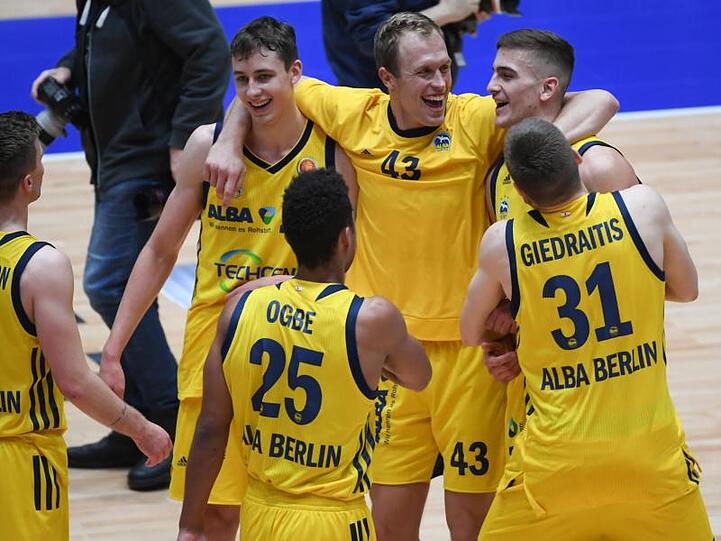 ALBA Berlin entschied die zweite Viertelfinal-Partie mit 101:81 für sich.