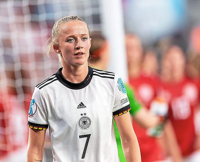 Jetzt hat es auch die DFB-Elf erwischt: Deutschlands Lea Schüller muss beim Spanien-Kracher wegen Corona passen. Foto: imago