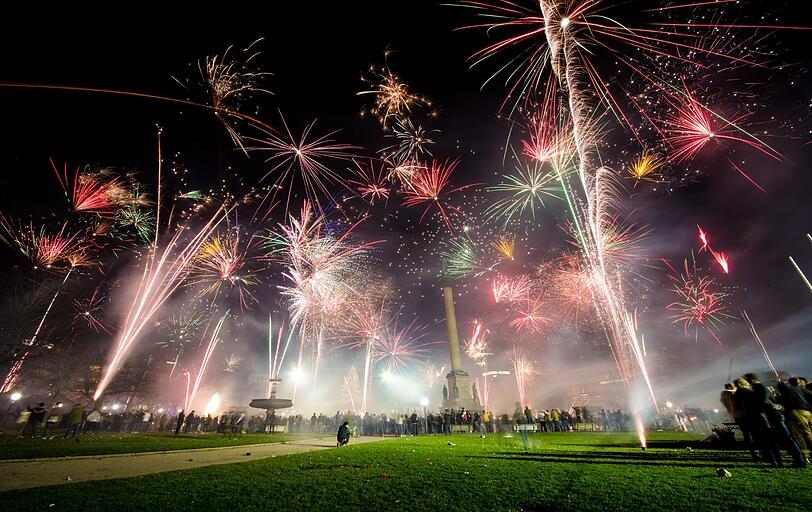 Für viele Menschen gehört das Silvesterfeuerwerk zum Jahreswechsel &ndash; doch die Zahl der Kritiker steigt stetig. 	Foto: dpa