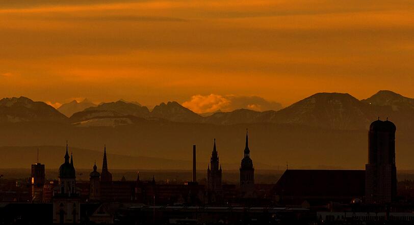 Wunderschöne Aufnahmen vom herbstlichen München - Klicken und genießen!