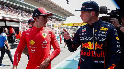 Die beiden Topfavoriten auf den Sieg in Monaco: Charles Leclerc (l) und Max Verstappen.