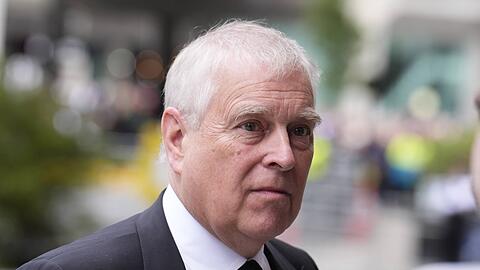 Prinz Andrew steht weiterhin im Kreuzfeuer der Kritik.