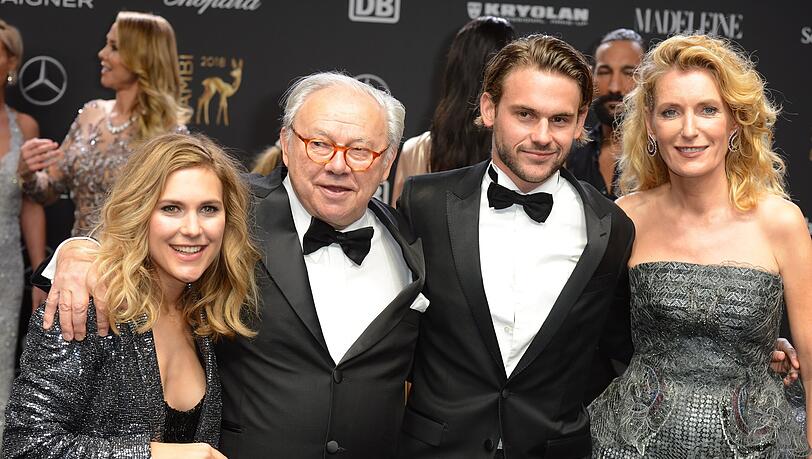 Hubert Burda mit Tochter Elisabeth, Sohn Jakob und Ehefrau Maria Furtwängler beim Bambi 2018