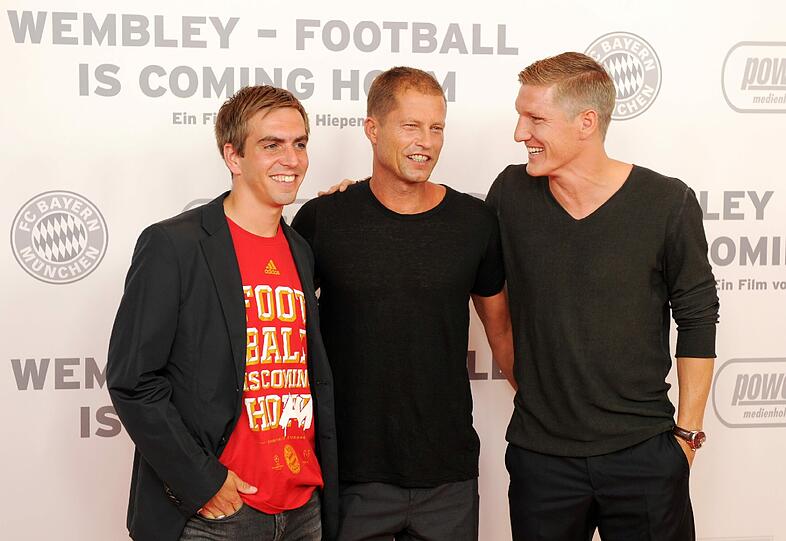 Am Montagabend feierte der Dokumentarfilm "Wembley - Football is coming hoam" Premiere - unter den gespannten Blicken der Bayern-Stars. Die Bilder!