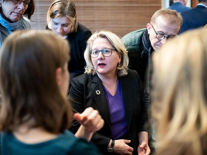 Umweltministerin Svenja Schulze betont, dass der Ausstieg aus der Kohle nun schnell beginne.