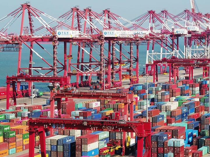 Chinas Wirtschaft wächst nur noch langsamer. Dazu legt das Statistikamt neue Zahlen vor.