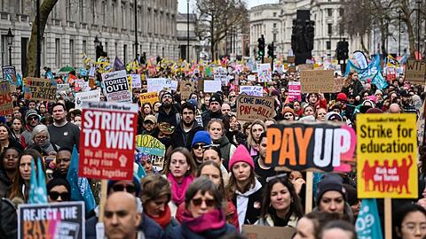 Protestierende Lehrer in London.