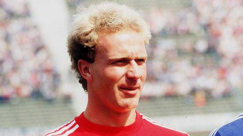 KARL-HEINZ RUMMENIGGE: Mittelstürmer - Umgerechneter Marktwert: 155 Millionen Euro - Beim FC Bayern aktiv: 1974 bis 1984 - Bewertete Saison: 1980/81
