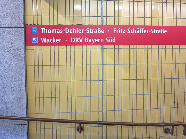 Der Ausgang aus der Passage Richtung DRV.