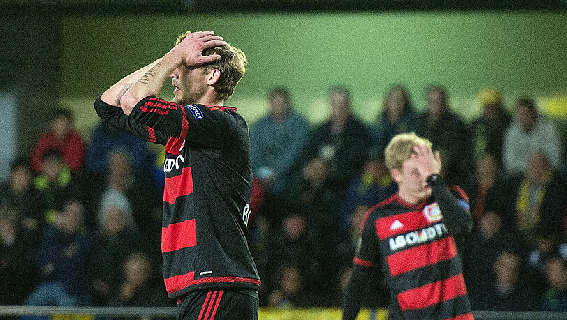 Die Reaktion von Stefan Kießling war sinnbildlich für das Spiel der Bayer-Elf gegen Villarreal. Die Reaktion von Stefan Kießling war sinnbildlich für das Spiel der Bayer-Elf gegen Villarreal.