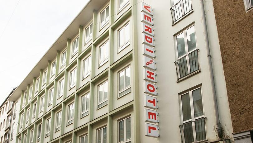 Der Verdi-Supermarkt: Die Münchner Institution könnte einem Mega-Hotel weichen. Der Verdi-Supermarkt: Die Münchner Institution könnte einem Mega-Hotel weichen.