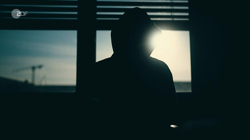 Ein anonymer "Insider" behauptet im ZDF, rund 400.000 Menschen weltweit w&uuml;rden in seinem Auftrag Fake-Bewertunge abgeben.