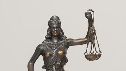 Eine Figur der Justitia. Foto: picture alliance/dpa/Symbolbild