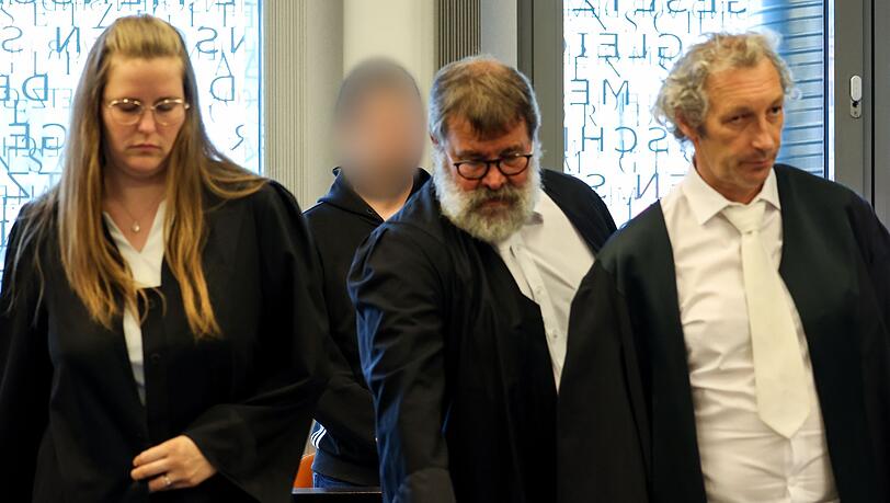 Das Gericht stellte die besondere Schwere der Schuld fest.