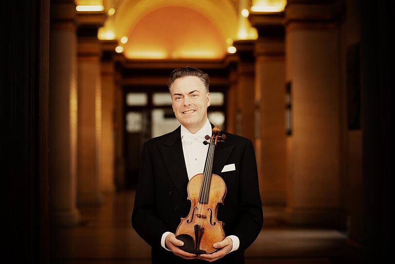 Daniel Froschauer mit seiner Stradivari &bdquo;Ex Benvenuti, ex Halphen&ldquo;.