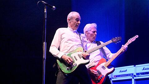Sänger und Gitarrist Francis Rossi (links) und Andy Bown.