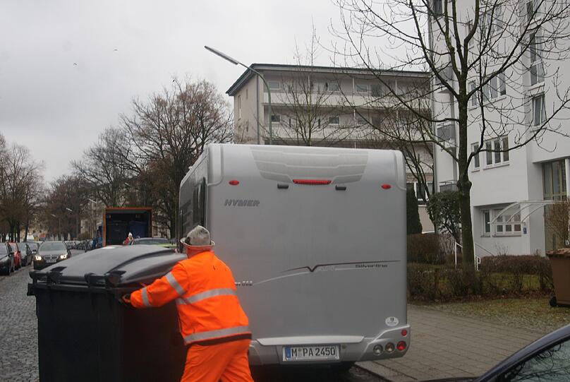 Bluttat in Sendling - die Bilder der Spurensuche am Montag