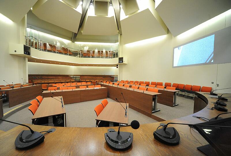 Weitere Bilder aus dem Schwurgerichtssaal im Münchner Justizzentrum.