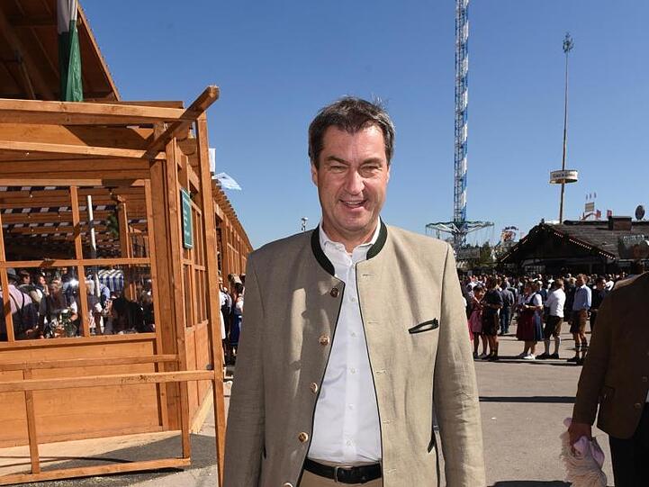 Auftakt zum Oktoberfest. Der bayerische Ministerpräsident Markus Söder (CSU) lacht. Foto: Ursula Düren/Archivbild