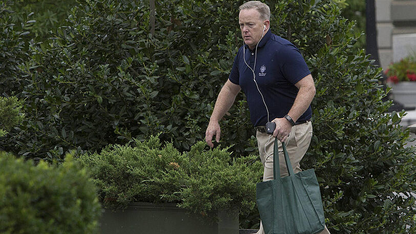 Sean Spicer verlässt den West Wing im Weißen Haus. Tanzt er bald vor einem Millionenpublikum?