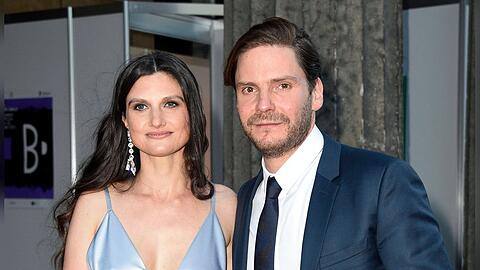 Felicitas Rombold und Daniel Brühl sind seit 2010 zusammen und haben zwei Söhne. Die Familie lebt in Spanien.