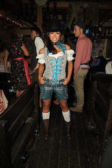 Fernanda Brandao im eher unkonventionellem Wiesn-Ouft