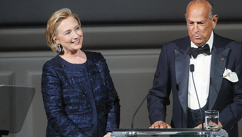 Designer Oscar de la Renta mit Hillary Rodham Clinton Designer Oscar de la Renta mit Hillary Rodham Clinton