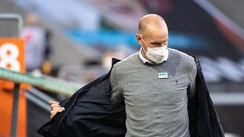 Augsburgs Trainer Heiko Herrlich steht nach der Niederlage gegen Köln vor dem Aus.