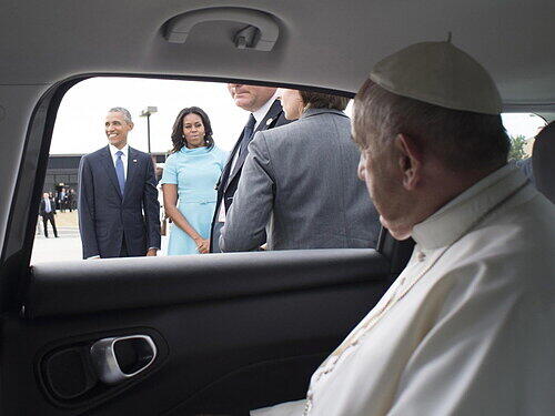 Zum ersten Mal besucht Papst Franziskus die USA und wird auch die erste Heiligsprechung auf amerikanischem Boden durchführen.