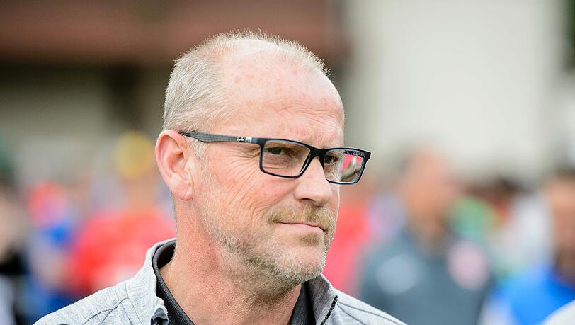 In Hannover geht Thomas Schaaf seine dritte Station als Bundesliga-Trainer an. In Hannover geht Thomas Schaaf seine dritte Station als Bundesliga-Trainer an.