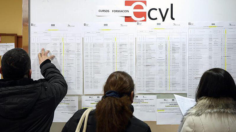 Arbeitssuchende in einem Arbeitsamt im spanischen Valladolid. Die Arbeitslosenquote in der Eurozone ist auf den niedrigsten Stand seit 2009 gefallen.