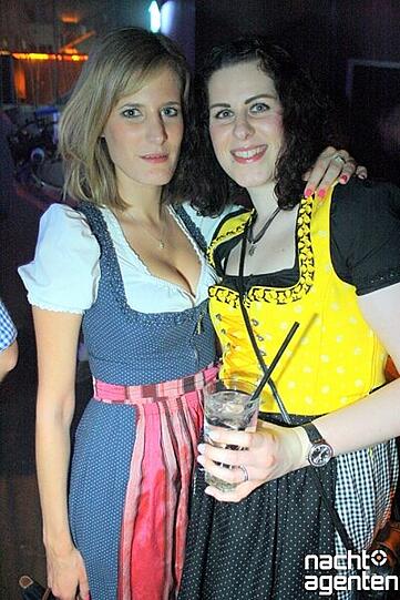 Auf "Jack's Wiesn" im Jack Rabbits flogen die Fetzten am Samstag.