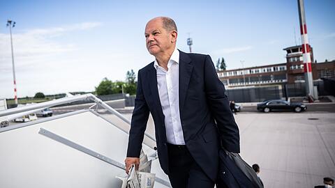 Olaf Scholz am Flughafen Berlin-Brandenburg.