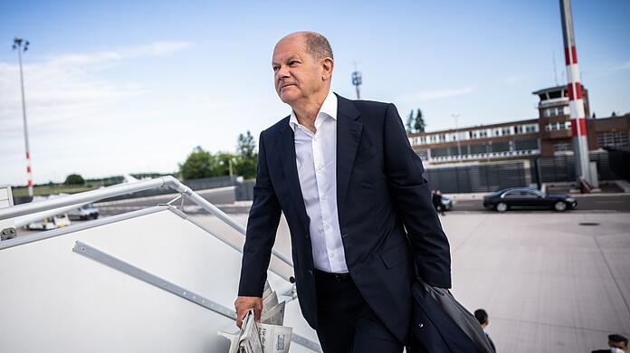 Olaf Scholz am Flughafen Berlin-Brandenburg.