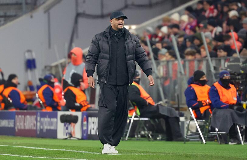 Kompany beim Spiel am Mittwoch mit weiter schwarzer Hose.