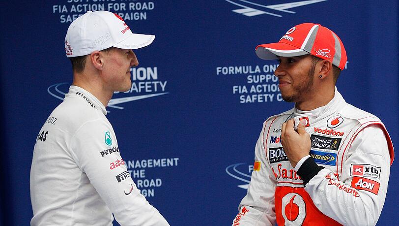 Lewis Hamilton sichert sich Startplatz Nummer 1. Michael Schumacher fährt auf Rang 4. Lewis Hamilton sichert sich Startplatz Nummer 1. Michael Schumacher fährt auf Rang 4.