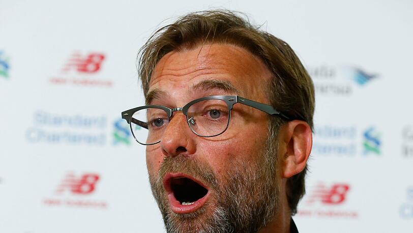 Jürgen Klopp warnt vor einem brennenden Anfield im Rückspiel gegen Dortmund. Jürgen Klopp warnt vor einem brennenden Anfield im Rückspiel gegen Dortmund.