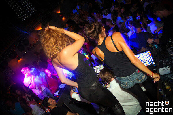 Die besten Partybilder vom Samstag. Hier aus dem Jack Rabbit.