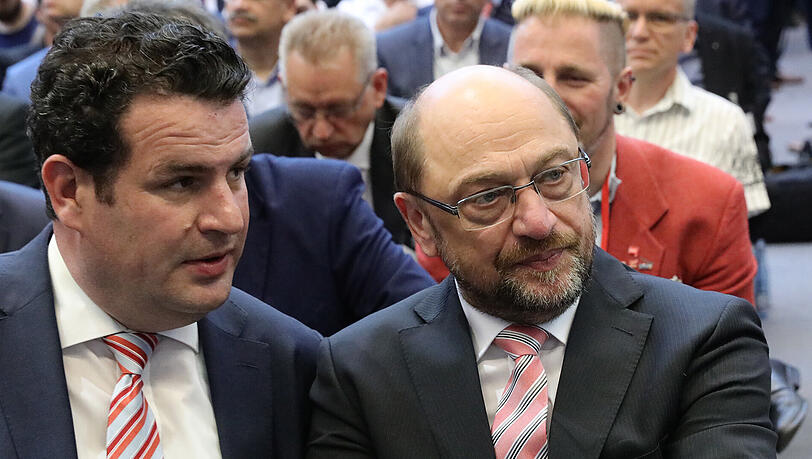 SPD-Generalsekretär Hubertus Heil und SPD-Kanzlerkandidat Martin Schulz. SPD-Generalsekretär Hubertus Heil und SPD-Kanzlerkandidat Martin Schulz.