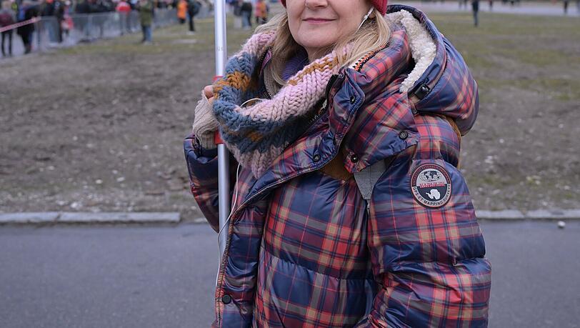 Sabine Kirstein (59) sorgt sich, dass es im Kampf gegen Hass und Hetze bereits "zu spät" sein könnte.