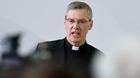 Bischof Heiner Wilmer warnt vor der AfD. (Archivbild)