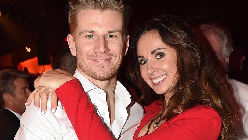 Nico Hülkenberg (F1-Rennfahrer) mit Freundin Egle Ruskyte. Nico Hülkenberg (F1-Rennfahrer) mit Freundin Egle Ruskyte.