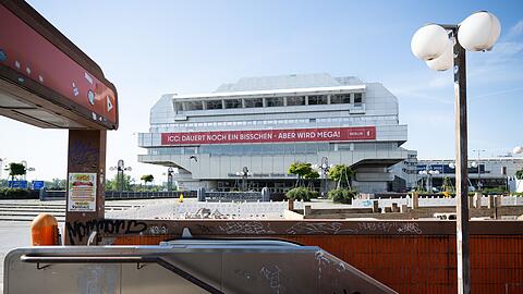 Das ehemalige Kongresszentrum ICC ist schon durch seine Gr&ouml;&szlig;e ein Hingucker.